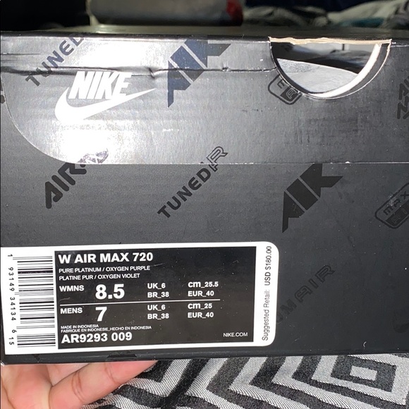 Nike air max 720 - Picture 3 of 3
